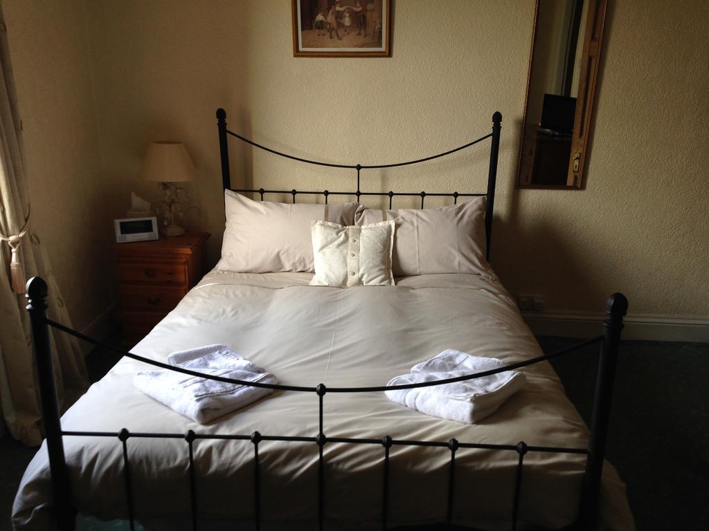 Kirkgate House Hotel Thirsk Room photo