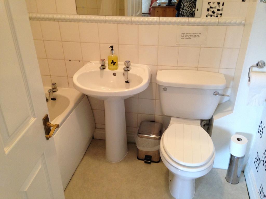 Kirkgate House Hotel Thirsk Room photo