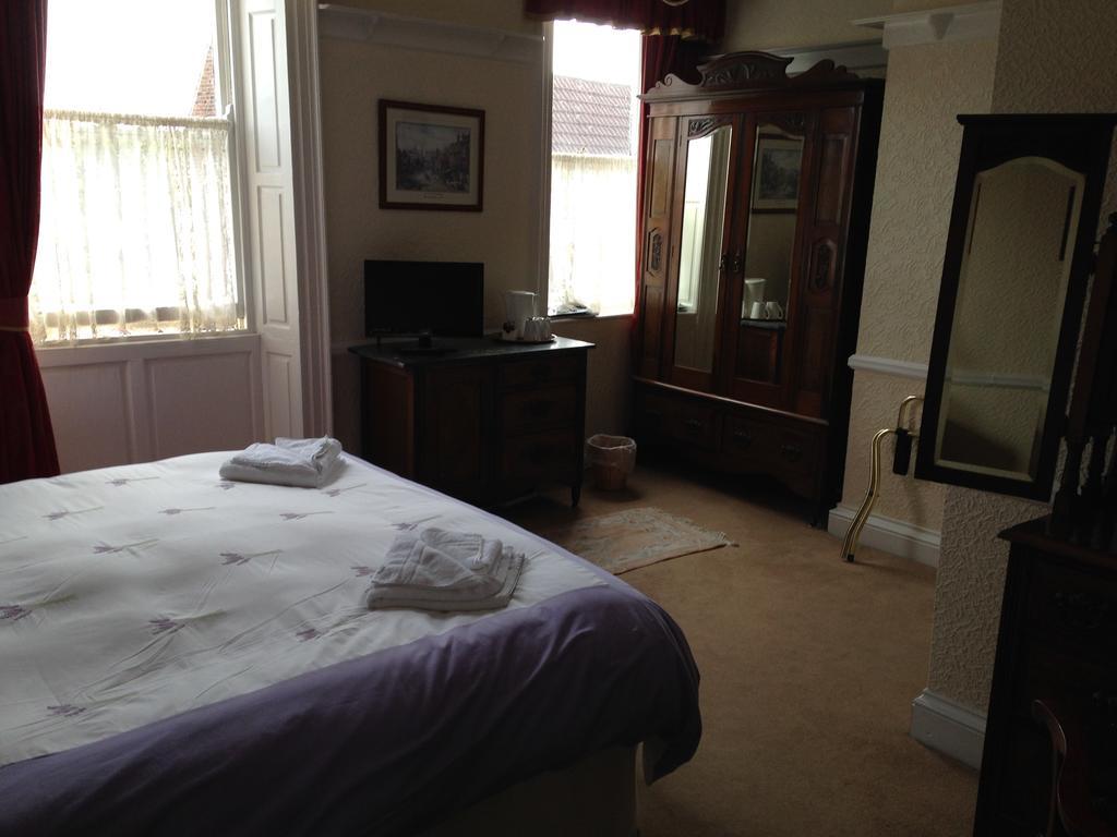 Kirkgate House Hotel Thirsk Room photo