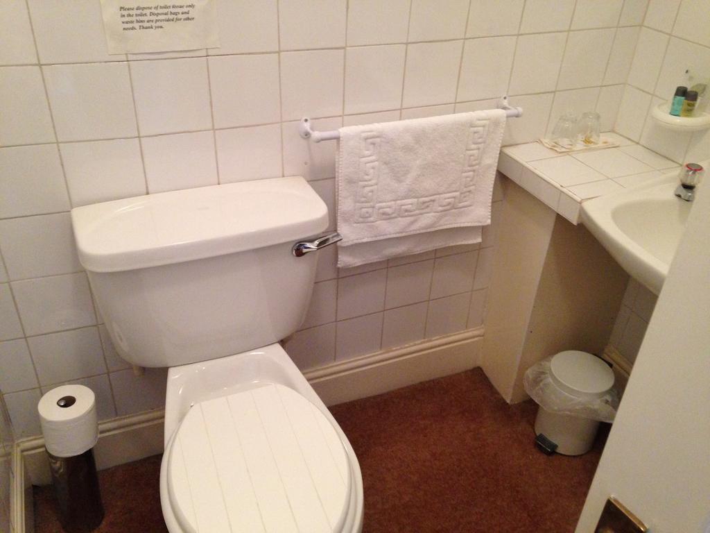 Kirkgate House Hotel Thirsk Room photo